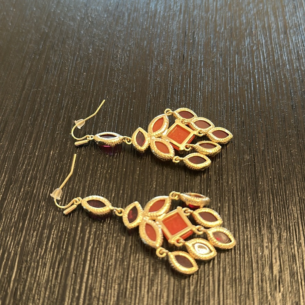 Vintage Kendra Scott “Viola” Earrings in Vogue - Picture 3 of 3